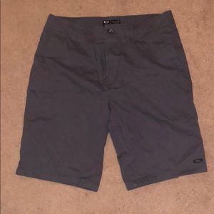 Oakley Men’s Shorts - Gray - Sz 33